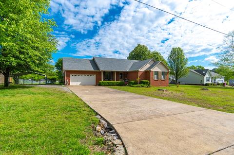 28105 Fogg Ln, Elkmont, AL 35620