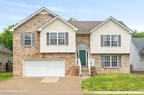 2681 Cider Dr, Clarksville, TN 37040