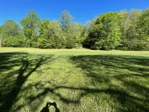 362 Napier Rd, Hohenwald, TN 38462