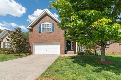 1026 Aenon Cir, Spring Hill, TN 37174