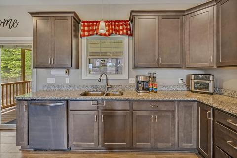 1002 Edgewood Dr, Dickson, TN 37055 photo 12