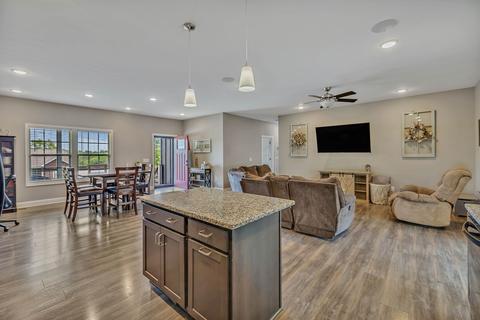 1002 Edgewood Dr, Dickson, TN 37055 photo 11