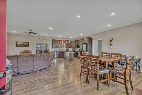 1002 Edgewood Dr, Dickson, TN 37055 photo 6