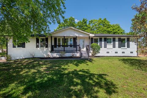 125 Rebecca Dr, Hendersonville, TN 37075