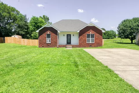 3018 Easy Goer Ln, Greenbrier, TN 37073