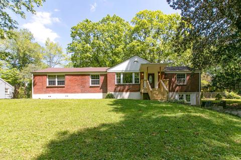 549 Beechwood Dr, Clarksville, TN 37040
