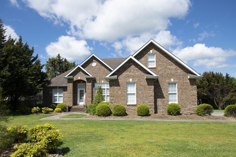 103 Princeton Ct, Tullahoma, TN 37388