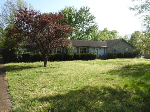 3021 Dell Dr, Hermitage, TN 37076