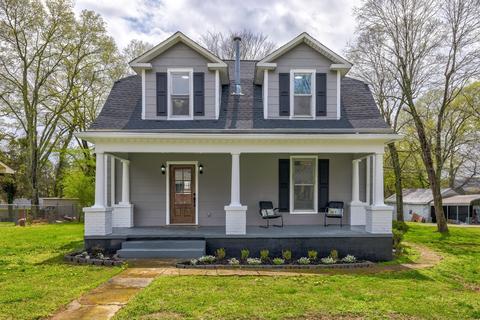 112 Elm St, Ashland City, TN 37015