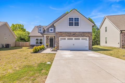 711 Monarchos Bnd, Burns, TN 37029