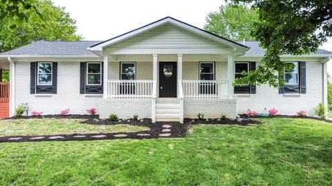 113 Old Parkers Chapel Rd, Portland, TN 37148
