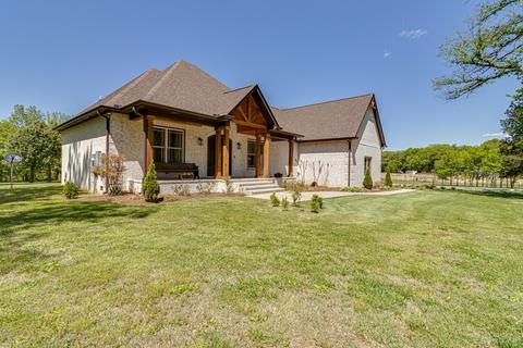 1839 Goshen Rd, Lebanon, TN 37087