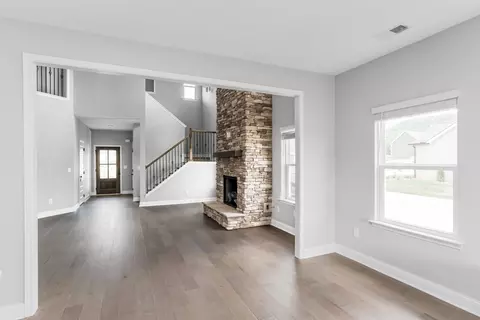8724 Knolling Loop, Ooltewah, TN 37363 photo 4