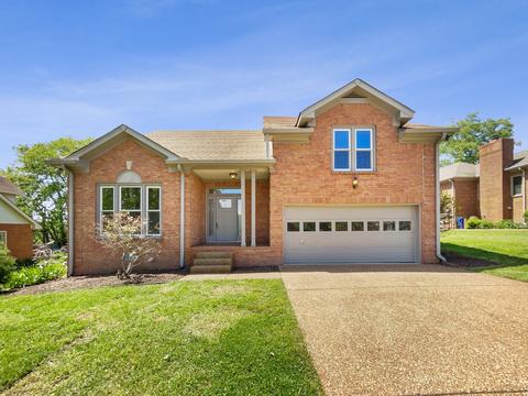 820 Rachel Dr, Goodlettsville, TN 37072