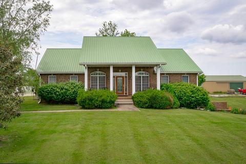 3958 Mcgregor Rd, Adams, TN 37010 photo 1
