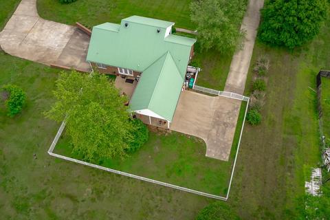3958 Mcgregor Rd, Adams, TN 37010 photo 10