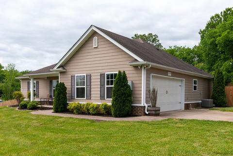 3750 Kedron Rd, Spring Hill, TN 37174