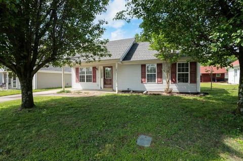 2319 Chandler Pl, Murfreesboro, TN 37130