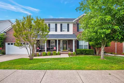 1140 Blairfield Dr, Antioch, TN 37013