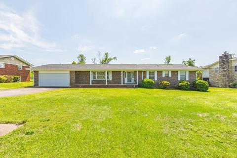 1704 Gray Rd, Chattanooga, TN 37421
