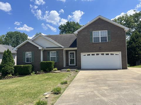3132 Brook Hill Dr, Clarksville, TN 37042