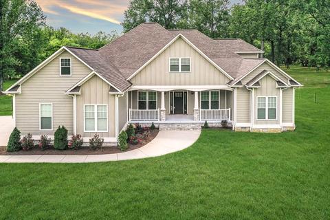 631 Still Pond Rd, Columbia, TN 38401