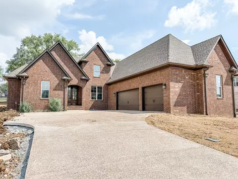 349 Broughton St, Gallatin, TN 37066