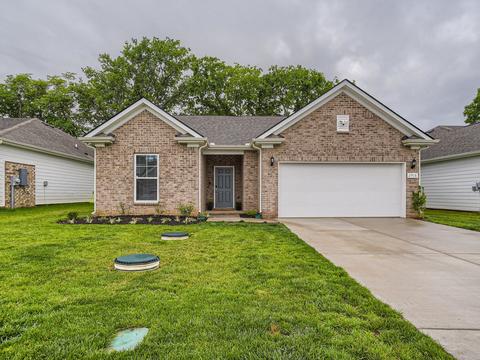 2916 Eckersley Dr, Murfreesboro, TN 37128 photo 1