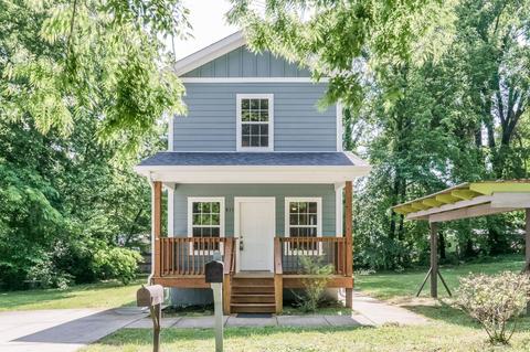 811 Wilkes St, Columbia, TN 38401