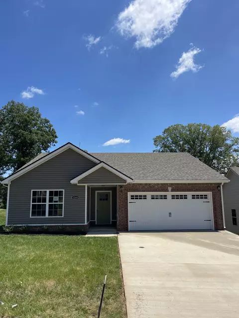 61 Cardinal Crk, Clarksville, TN 37042