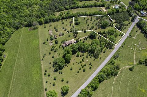 7304 Walker Rd, Fairview, TN 37062 photo 2