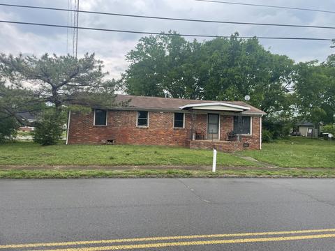 621 Cl Manier St, Lebanon, TN 37087
