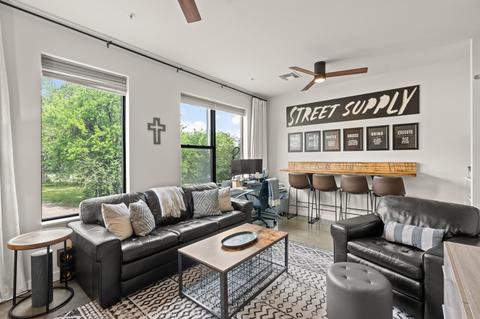 1900 12th Ave S #207, Nashville, TN 37203