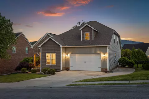 3641 Willow Lake Cir, Chattanooga, TN 37419