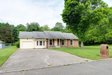 937 Denise Dr, Old Hickory, TN 37138