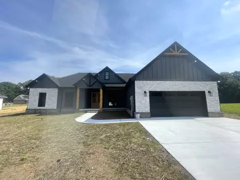 95 Old Eastbrook Rd, Estill Springs, TN 37330