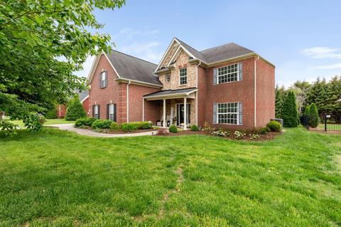 5121 Saint Ives Dr, Murfreesboro, TN 37128