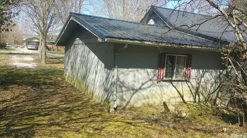 367 Chigger Town Loop, Palmer, TN 37365 photo 10