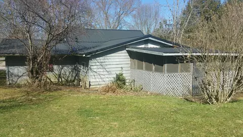 367 Chigger Town Loop, Palmer, TN 37365 photo 8