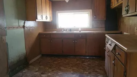 367 Chigger Town Loop, Palmer, TN 37365 photo 6