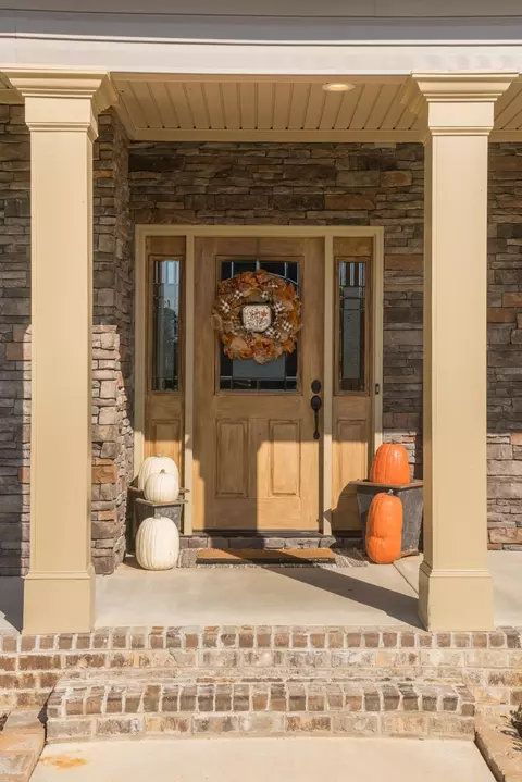 35 E Acorn Dr, Rock Spring, GA 30739 photo 4