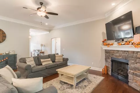 35 E Acorn Dr, Rock Spring, GA 30739 photo 10