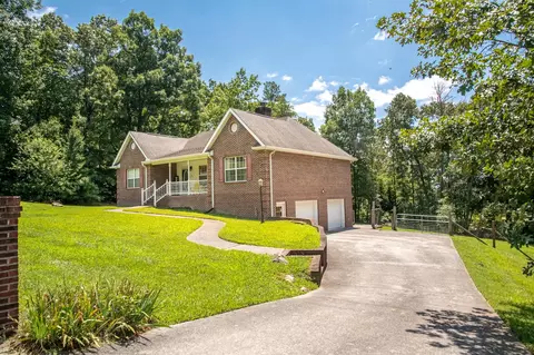 201 Van Dell Dr, Rock Spring, GA 30739 photo 3