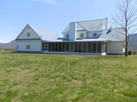 8771 E Valley Rd, Dunlap, TN 37327 photo 3