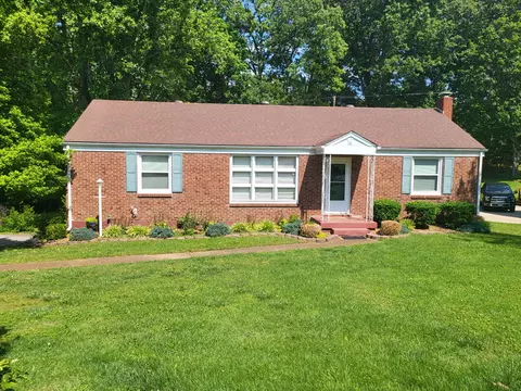 131 Keith Dr, Clarksville, TN 37043