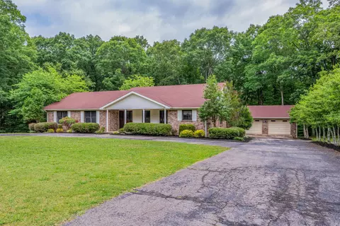 201 Airport Rd, Waverly, TN 37185