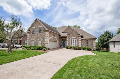108 Keene Vly S, Hendersonville, TN 37075