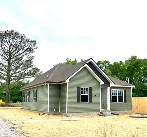 664 5th Ave N, Lewisburg, TN 37091