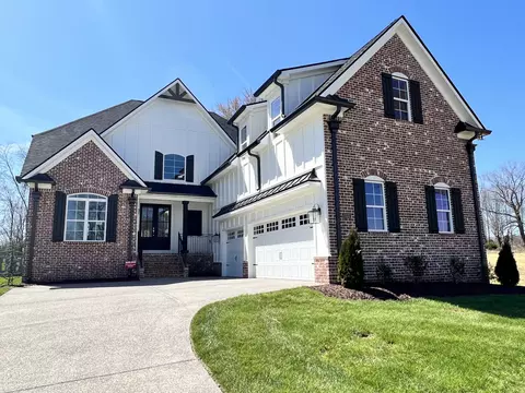 1122 Willow Springs Dr #12, Lebanon, TN 37087