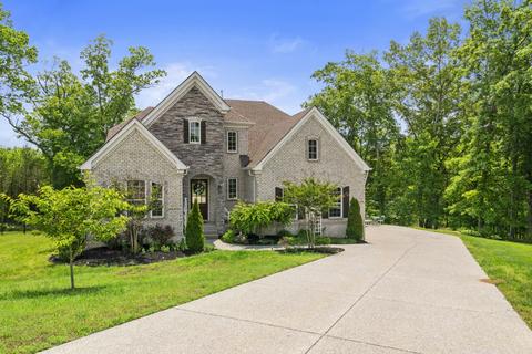 316 Cedar Hollow Ct, Lebanon, TN 37087